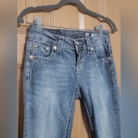 Bootcut Miss Me Jean Size 26 Inseam 33 Fleur De Lis Rhinestone Jewel Pockets - Picture 10 of 12